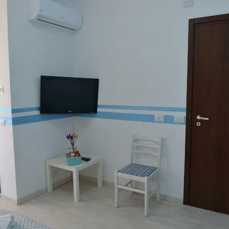 לינה וארוחת בוקר I Villini