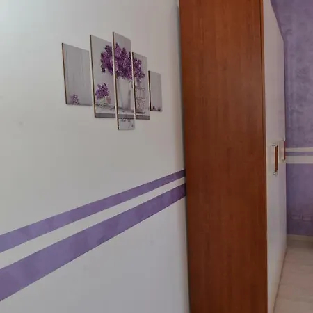לינה וארוחת בוקר I Villini *